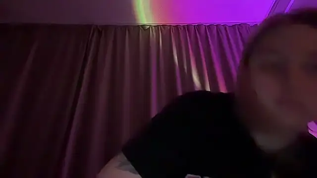 Snapshot of Isabel-Bailey chatting on March 28, 2026, 9:05 pm Isabel-Bailey online show from March 28, 2026, 9:05 pm