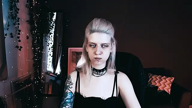 Noah ElmerX online show from October 5, 2025, 7:10 am