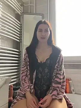 Snapshot of AriadnaBabyy chatting on February 3, 2025, 10:25 am AriadnaBabyy online show from February 3, 2025, 10:25 am