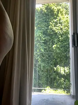 YesTheSexiest online show from October 30, 2025, 10:13 am