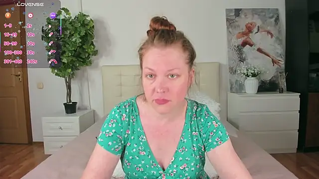 Snapshot of CutieGinger chatting on May 16, 2026, 1:48 am CutieGinger online show from May 16, 2026, 1:48 am