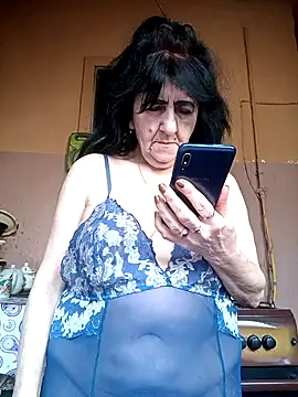 Snapshot of Lovely_Lori chatting on April 16, 2026, 5:08 am Lovely Lori online show from April 16, 2026, 5:08 am