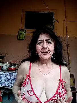 Snapshot of Lovely_Lori chatting on May 12, 2026, 4:42 am Lovely Lori online show from May 12, 2026, 4:42 am