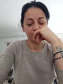 Snapshot of bruneta_sexy23 chatting on January 11, 2026, 10:00 am bruneta sexy23 online show from January 11, 2026, 10:00 am