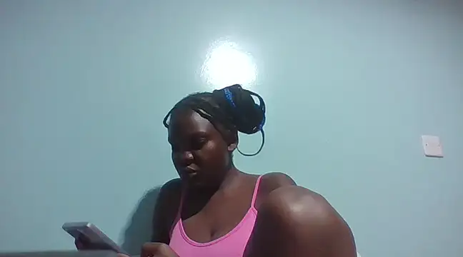 Snapshot of cute_roxie chatting on February 20, 2025, 9:53 pm cute roxie online show from February 20, 2025, 9:53 pm