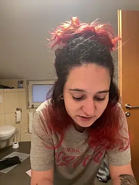 Tamy-Love online show from October 29, 2025, 4:06 pm