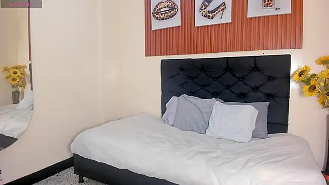 Cristale69 online show from April 8, 2026, 7:15 pm