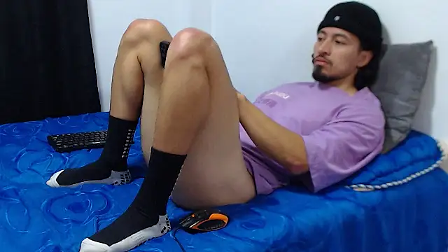 Snapshot of darekgates chatting on October 22, 2025, 1:32 pm darekgates online show from October 22, 2025, 1:32 pm