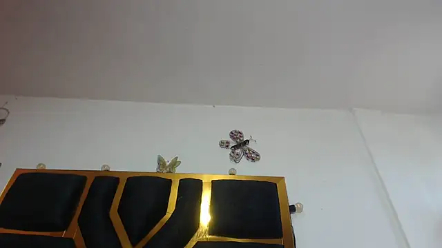 Helennahot online show from February 20, 2026, 6:10 pm