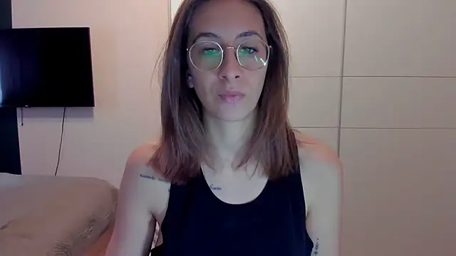 DesireMore90 online show from March 11, 2026, 1:16 pm