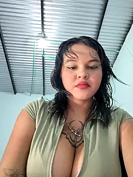 Snapshot of Bellota_22_Fuckme chatting on January 10, 2026, 11:33 pm Bellota 22 Fuckme online show from January 10, 2026, 11:33 pm