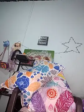 Snapshot of Bellota_22_Fuckme chatting on February 25, 2026, 2:56 am Bellota 22 Fuckme online show from February 25, 2026, 2:56 am