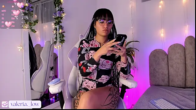 nahia low online show from December 17, 2025, 5:34 am