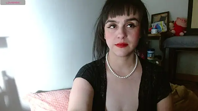 Snapshot of collette_beaufoy_ chatting on November 23, 2025, 7:07 am collette beaufoy online show from November 23, 2025, 7:07 am