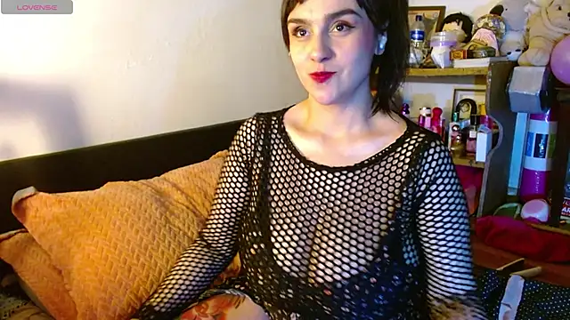 Snapshot of collette_beaufoy_ chatting on January 17, 2026, 6:39 am collette beaufoy online show from January 17, 2026, 6:39 am