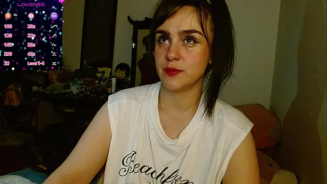 Snapshot of collette_beaufoy_ chatting on September 17, 2025, 6:37 am collette beaufoy online show from September 17, 2025, 6:37 am