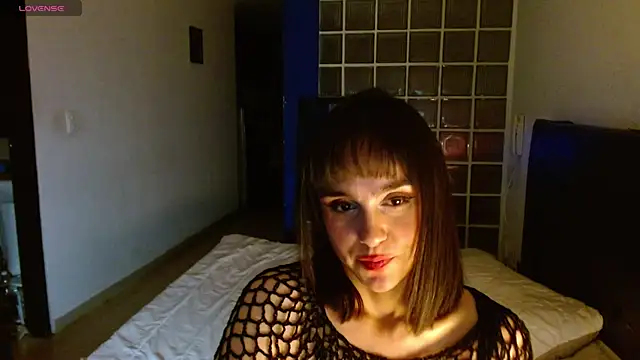 Snapshot of collette_beaufoy_ chatting on February 12, 2025, 11:51 pm collette beaufoy online show from February 12, 2025, 11:51 pm