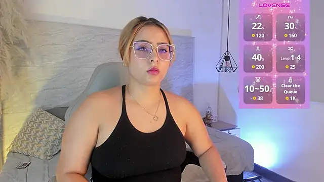 mikaela stone online show from January 14, 2025, 8:26 pm