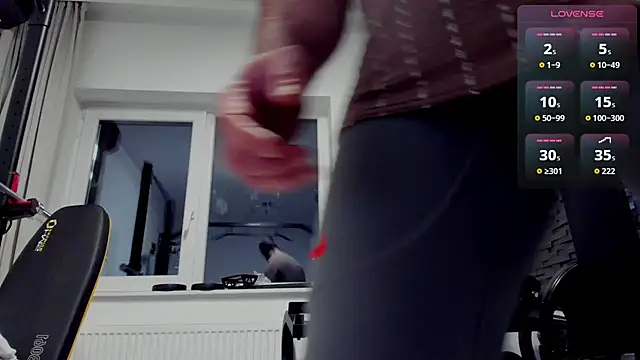 Snapshot of David_Big_Daddy chatting on January 16, 2026, 8:35 pm David Big Daddy online show from January 16, 2026, 8:35 pm