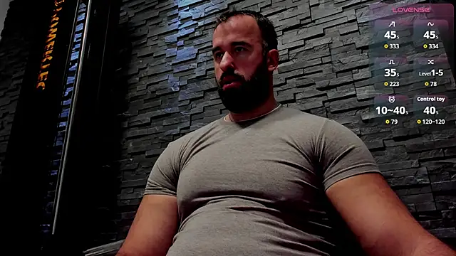 Snapshot of David_Big_Daddy chatting on December 17, 2025, 9:09 pm David Big Daddy online show from December 17, 2025, 9:09 pm