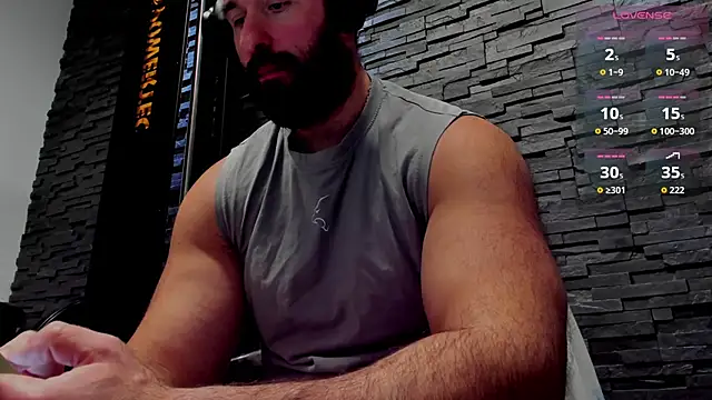 Snapshot of David_Big_Daddy chatting on January 14, 2026, 7:28 pm David Big Daddy online show from January 14, 2026, 7:28 pm