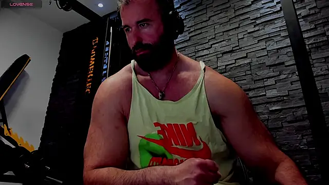 Snapshot of David_Big_Daddy chatting on March 30, 2026, 2:51 pm David Big Daddy online show from March 30, 2026, 2:51 pm