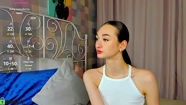 Snapshot of Kelly_Powell chatting on November 6, 2025, 9:35 am Kelly Powell online show from November 6, 2025, 9:35 am