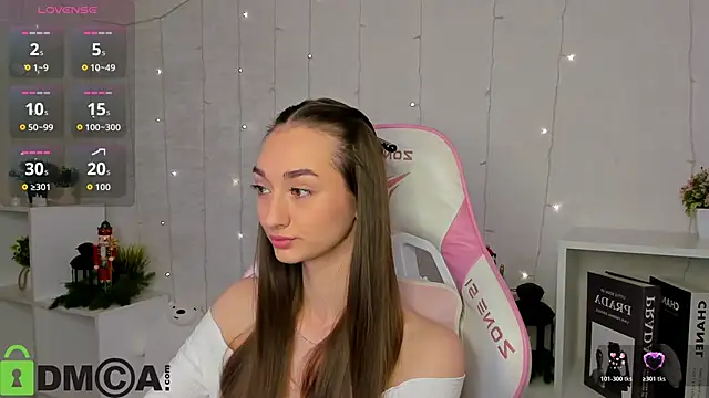 Snapshot of Kelly_Powell chatting on December 16, 2025, 3:22 am Kelly Powell online show from December 16, 2025, 3:22 am