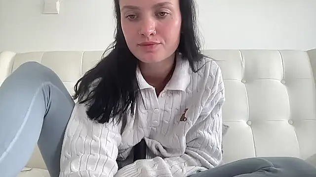 mariemelissah online show from December 4, 2025, 10:14 am