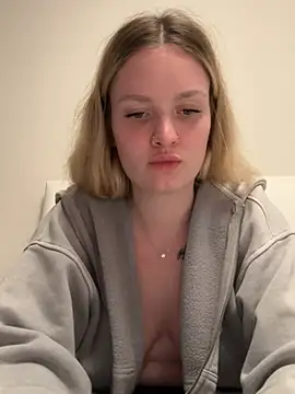 mariemelissah online show from February 25, 2025, 6:12 pm