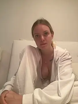 mariemelissah online show from February 28, 2025, 3:15 pm