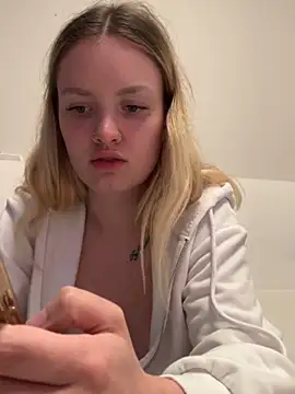 mariemelissah online show from March 13, 2025, 12:56 pm