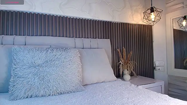 SHANONCLARK online show from March 14, 2026, 6:14 pm