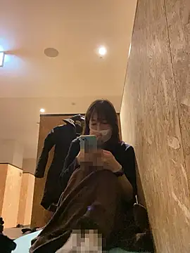 Love me Eri  online show from December 14, 2025, 10:21 am