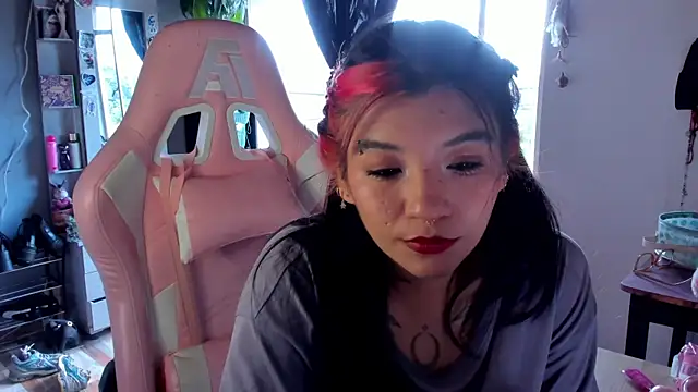 Snapshot of annie_walker6 chatting on June 9, 2026, 9:49 pm annie walker6 online show from June 9, 2026, 9:49 pm