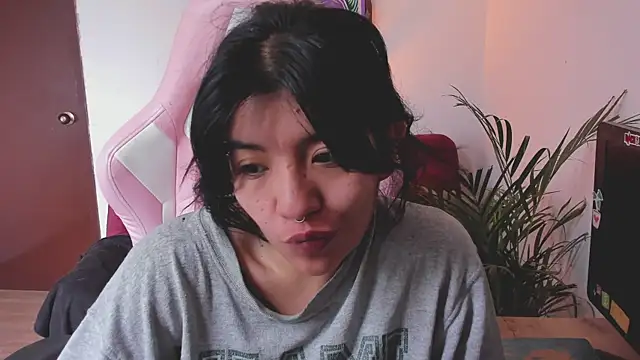 Snapshot of annie_walker6 chatting on December 8, 2024, 5:55 pm annie walker6 online show from December 8, 2024, 5:55 pm