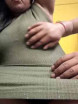 Snapshot of flamingoss chatting on December 19, 2025, 7:05 pm flamingoss online show from December 19, 2025, 7:05 pm