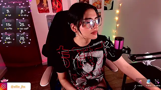 Snapshot of Ellie_Jhonson__ chatting on April 10, 2026, 4:41 am Ellie Jhonson online show from April 10, 2026, 4:41 am