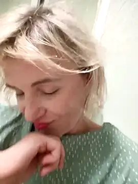 Linda Gregory online show from September 9, 2025, 1:27 am