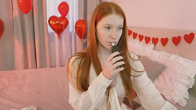 Snapshot of FiaMoor chatting on February 12, 2026, 12:38 pm FiaMoor online show from February 12, 2026, 12:38 pm