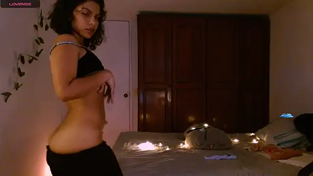 Snapshot of Princess_Celta chatting on December 2, 2025, 9:27 pm Princess Celta online show from December 2, 2025, 9:27 pm