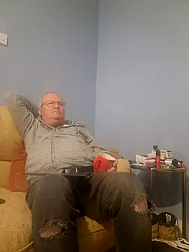 Snapshot of FriendlyDave chatting on March 15, 2025, 6:32 pm FriendlyDave online show from March 15, 2025, 6:32 pm