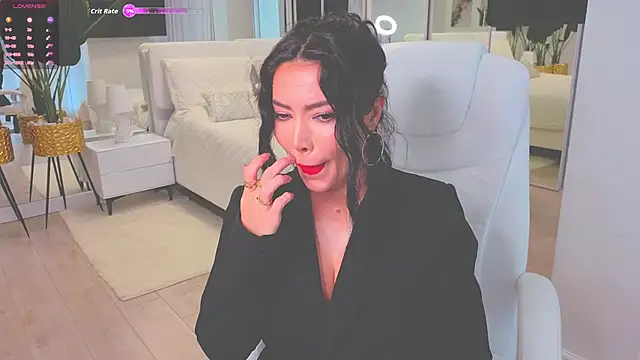 wowEva online show from October 18, 2025, 8:05 am