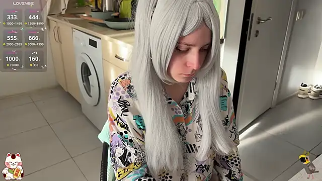 ShiroiFubuki online show from November 25, 2025, 11:43 am