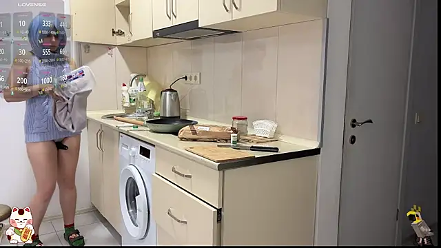 ShiroiFubuki online show from October 5, 2025, 6:20 pm