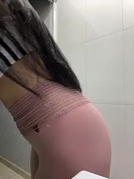 Snapshot of lupyta20 chatting on October 19, 2025, 2:36 am lupyta20 online show from October 19, 2025, 2:36 am