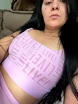 Snapshot of lupyta20 chatting on October 17, 2025, 12:29 pm lupyta20 online show from October 17, 2025, 12:29 pm