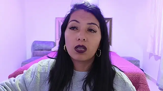 Mariana collins99 online show from December 2, 2025, 5:58 pm