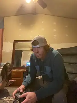 Snapshot of hottestcouplevaa chatting on January 15, 2025, 9:24 am hottestcouplevaa online show from January 15, 2025, 9:24 am