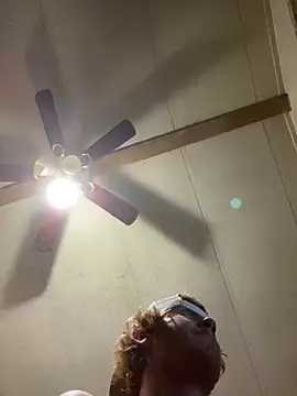 Snapshot of hottestcouplevaa chatting on December 29, 2024, 5:42 am hottestcouplevaa online show from December 29, 2024, 5:42 am